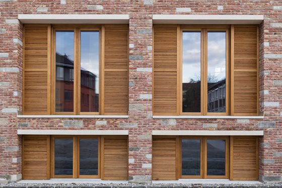 Mischmauerwerk aus Abbruchziegel und mühlviertler Granit-Haustein @ Renate Schrattenecker-Fischer